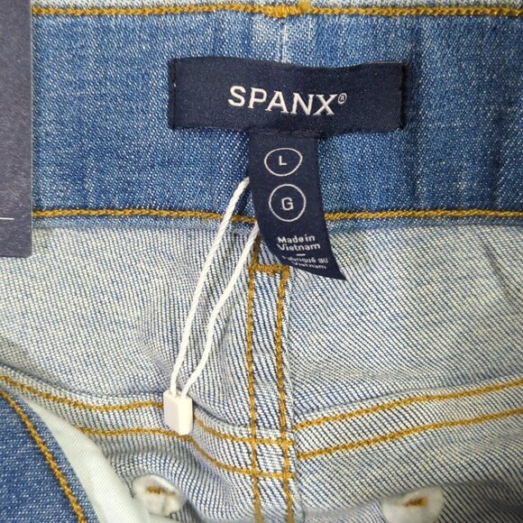 Spanx Jeans Women's L Stonewashed Blue Flare High Rise SPANXshape EveryWear NWT - Picture 11 of 16